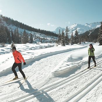 Rental shop and cross-country ski school