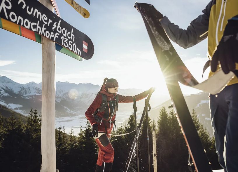 abziehen-von-tourenfellen-2-removal-of-touring-skin-2-c-zell-am-see-kaprun-tourismus-original-1