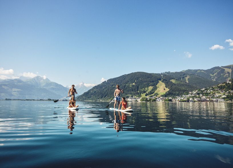 stand-up-paddling-am-zeller-see-stand-up-paddling-at-lake-zell-c-zell-am-see-kaprun-tourismus-original-7