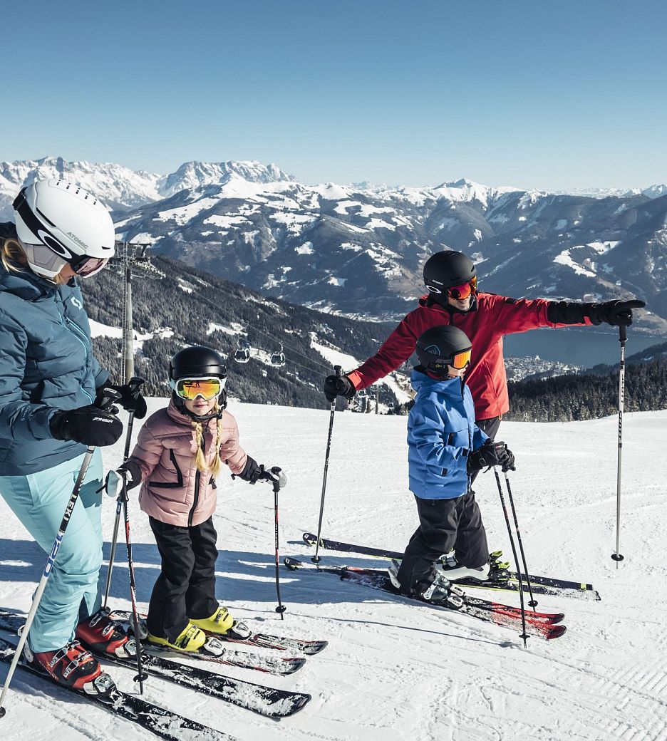 familienskifahren-schmittenhohe---family-skiing-fun-on-schmittenhohe-c-zell-am-see-kaprun-tourismus_original