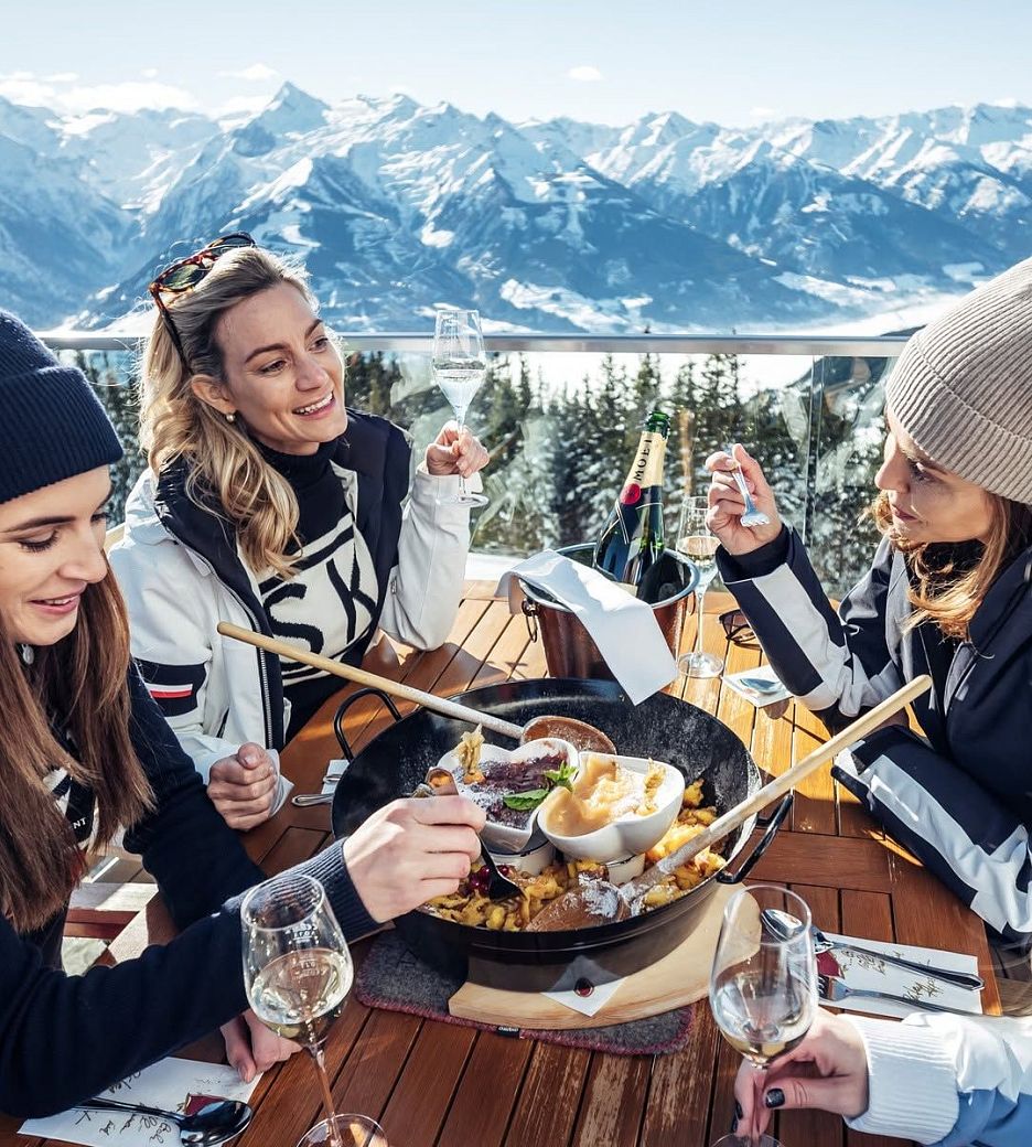 Kulinarischer Genuss auf einer Skihütte in Zell am See-Kaprun