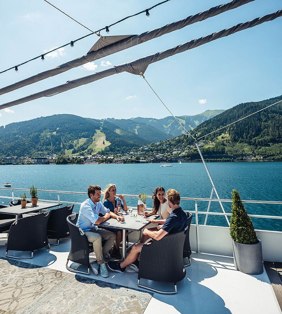 Schifffahrt am Zeller See