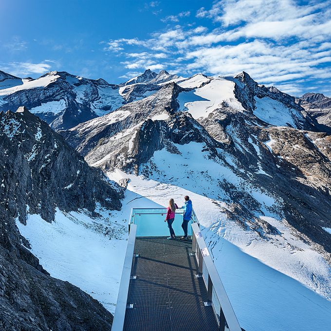 aussichtsplattform-am-kitzsteinhorn-gletscher