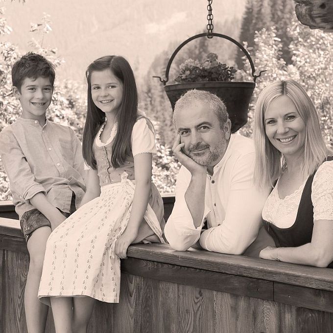 ihre-gastgeber-familie-muxel-rexeisen